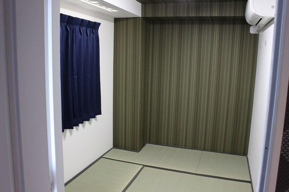 Hotel Sunplaza Osaka Exterior photo